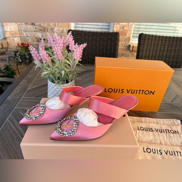 LV Madeleine Pointed Toe Heeled Sandal Satin with Crystals - Picture 4 of 16